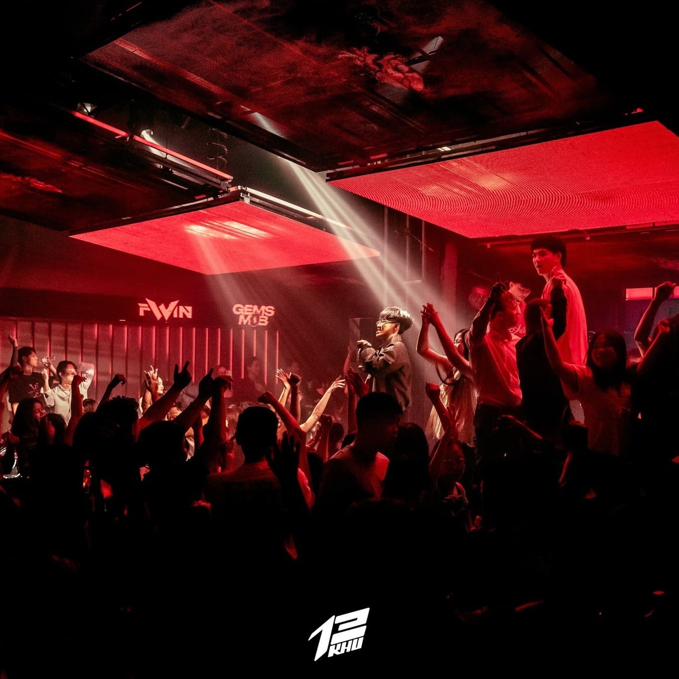 Khoảnh khắc tại KHU 13